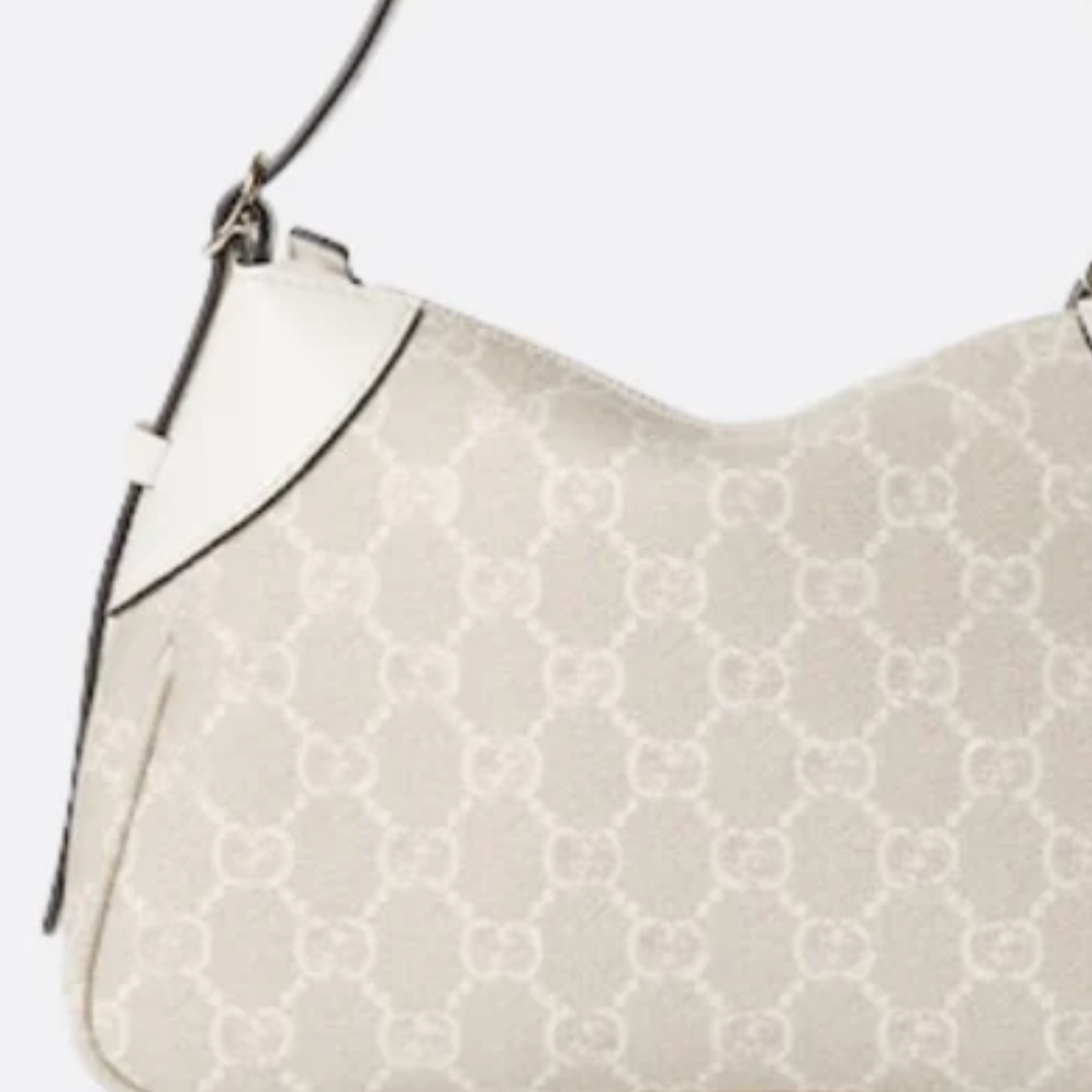 Kleine Schultertasche mit G-Emblem