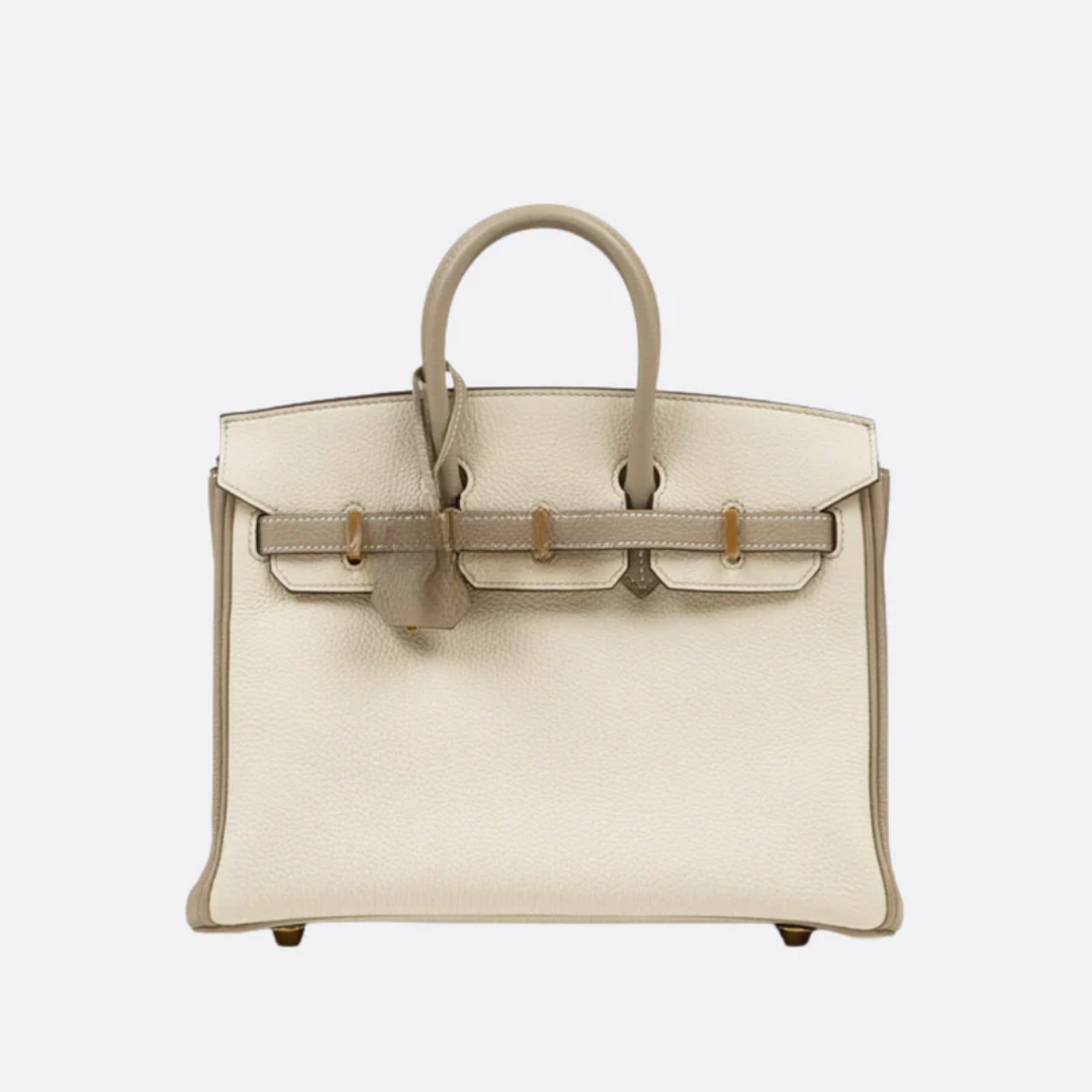 Tasche 25 Brk HSS Cr / GryTr aus Tg-Leder mit gebürsteten goldfarbenen Beschlägen