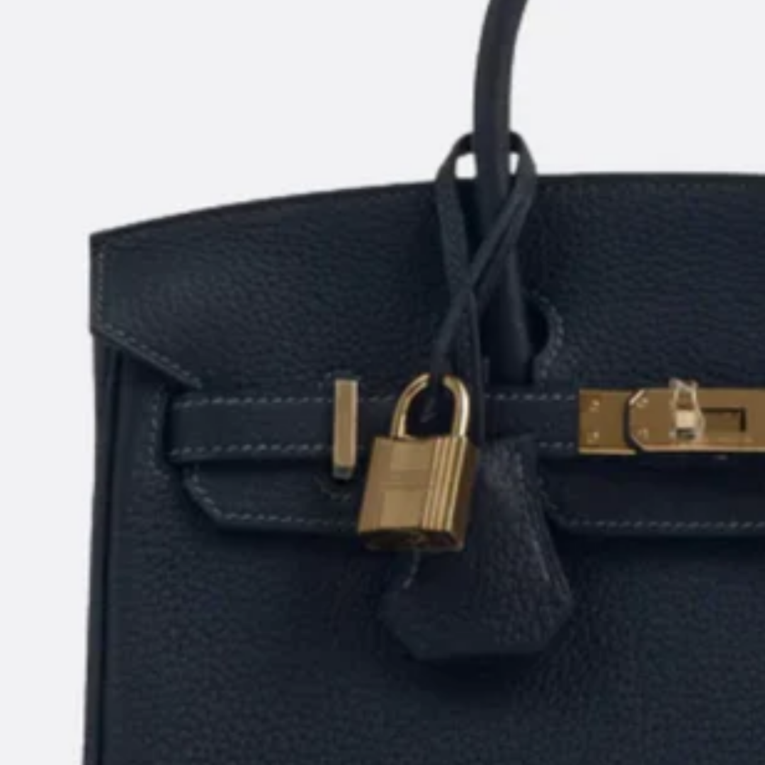 Tasche 25 Brk HSS Cr / GryTr aus Tg-Leder mit gebürsteten goldfarbenen Beschlägen